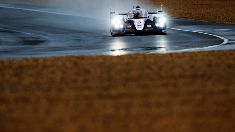 Illustration for article titled Check Out These 15 Beautiful Images From The 81st Running Of Le Mans
